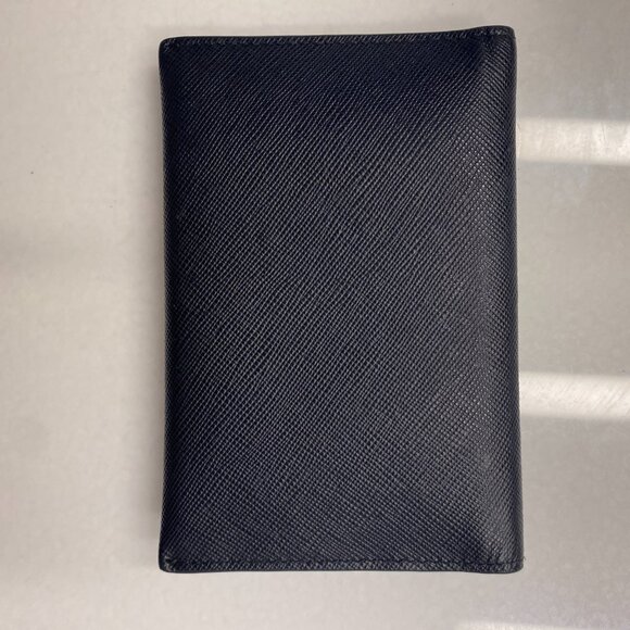 Prada Saffiano leather credit card holder with gold-toned Prada lettering. - Picture 7 of 7